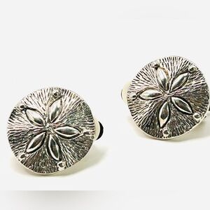 Silver Sand Dollar Vintage Clip on Earrings “Marie Jennifer” 3/4”